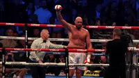 Tyson Fury menang atas Dillian Whyte dalam partai tinju kelas berat WBC (AFP)