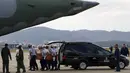 Penyebab yang menyebabkan pesawat turboprop ATR-72 buatan Prancis yang dioperasikan oleh maskapai regional Voepass jatuh dengan posisi mendatar ke tanah masih belum diketahui. (Miguel SCHINCARIOL / AFP)