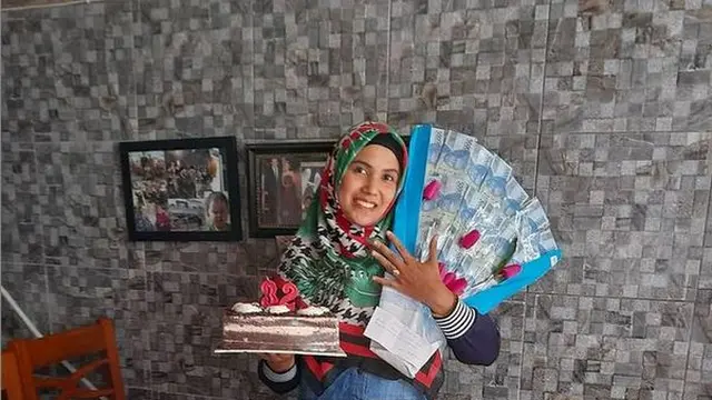 6 Potret Nana Mahliana, Istri Clift Sangra yang Telah 12 Tahun Bersama
