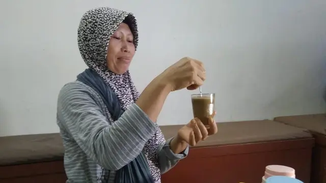 Kisah Unik Warga Palembang Sembuh dari Gejala Pneumonia Pakai Minyak Angin