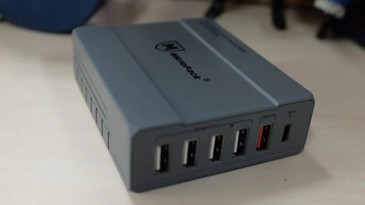 MicroPack USB Charging Station
