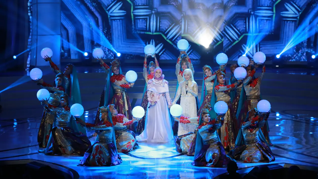 [Bintang] Duet Manis Lesti dan Aulia DA di Puteri Muslimah Indonesia 2017
