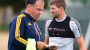 Steven Gerrard bersama pelatih LA Galaxy, Bruce Arena. (AFP PHOTO/Frederic J. Brown)