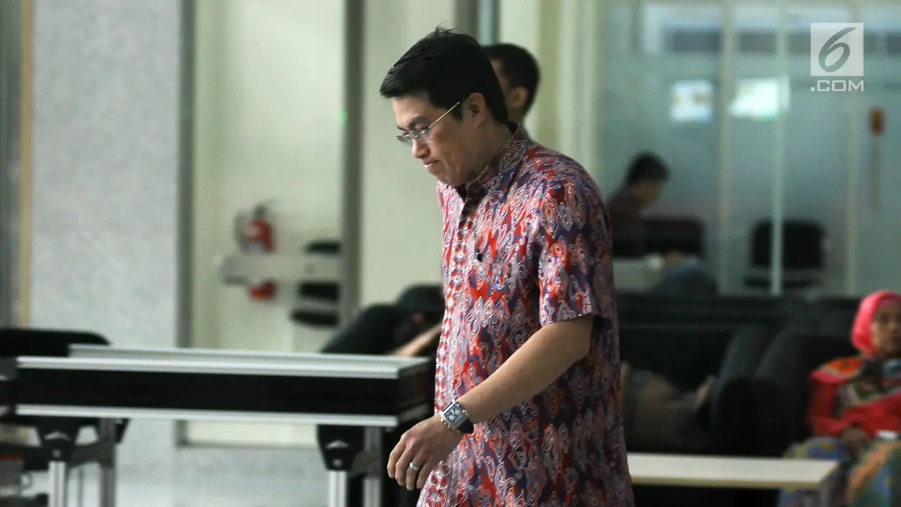 Kakak Kandung Andi Narogong Diperiksa KPK