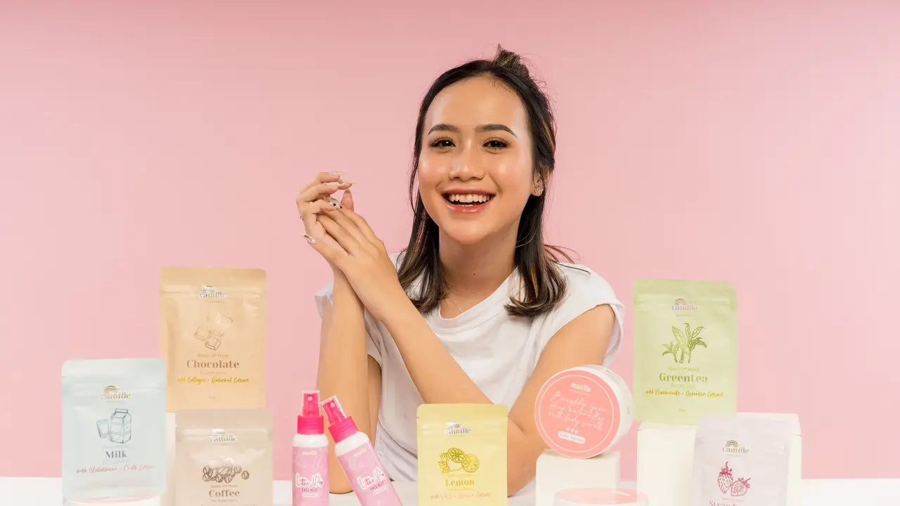 Camille Beauty brand milik pembisnis muda Nadya Shavira jadi brand masker paling laris tahun 2021 di ecommerce. Intip kisahnya