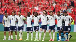 Inggris mengunci tiket ke semifinal Euro 2024 usai memenangi laga perempat final melawan Swiss. (Adrian DENNIS/AFP)
