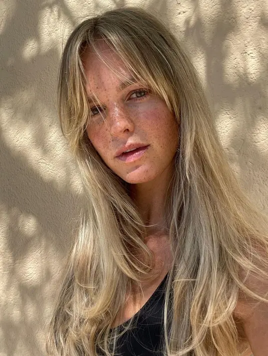 Erin Heatherton, Model Victoria’s Secret yang berusia 22 tahun saat berhubungan dengan Leonardo DiCaprio, Keduanya berkencan selama lebih dari setahun sebelum berpisah pada 2012. (Instagram/erinheathertonlegit)