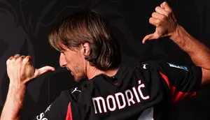 Luka Modric bakal gunakan nomor punggung 14 di AC Milan. (AC Milan)