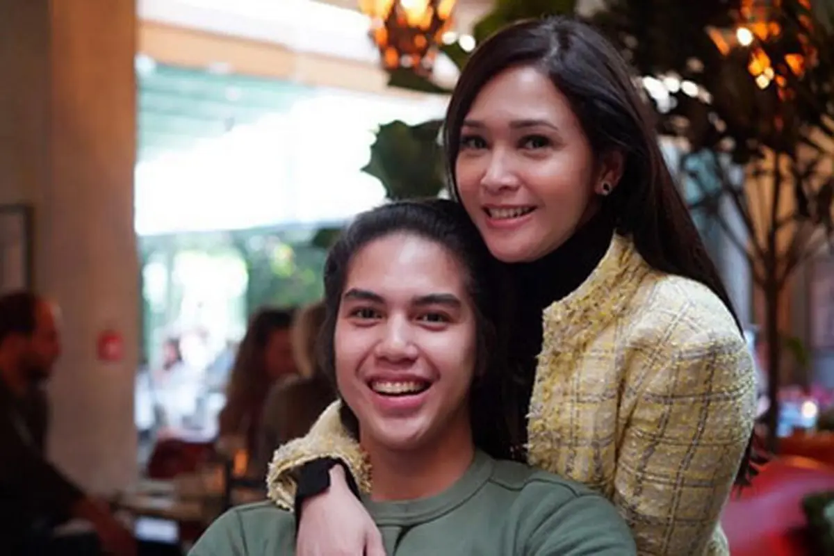 [Bintang] Maia Estianty dan El Rumi