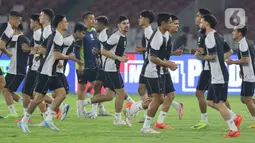 Timnas Indonesia terus mempersiapkan diri untuk menghadapi Jepang pada Kualifikasi Piala Dunia 2026 zona Asia. (Liputan6.com/Angga Yuniar)