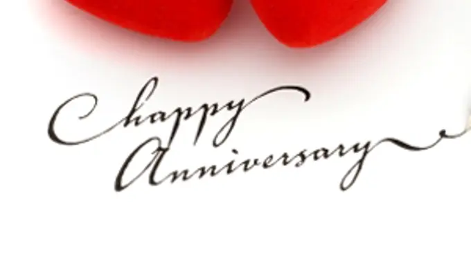 [Bintang] 6 Tema Kado Ulang Tahun Pernikahan Untuk Pasanganmu