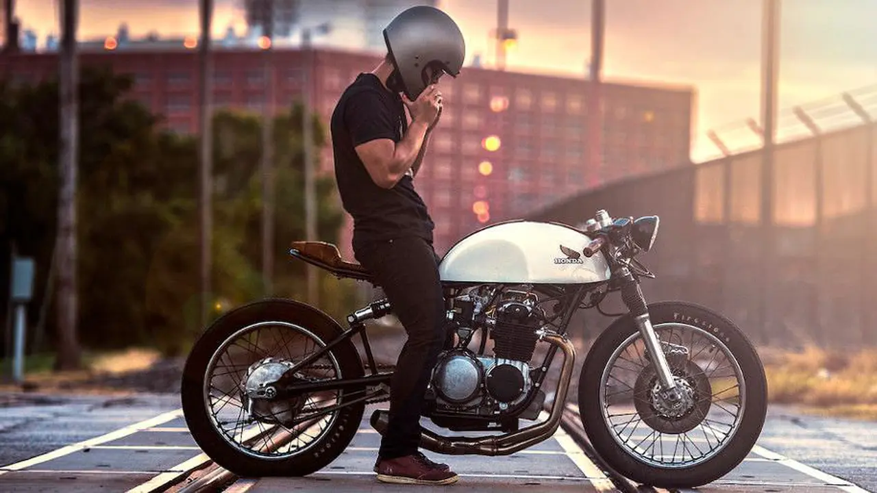 5 Helm yang Harganya Setara Sepeda Motor