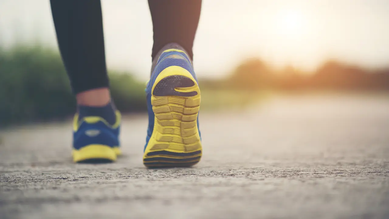 <a href="https://www.freepik.com/free-photo/close-up-running-shoes-fitness-women-training-jogging_2887359.htm">Image by jcomp on Freepik</a>