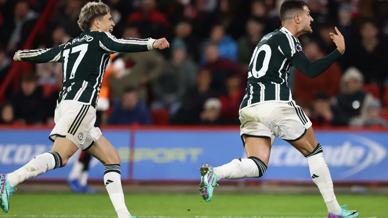 Selebrasi pemain Manchester United saat menjebol gawang Sheffield United
