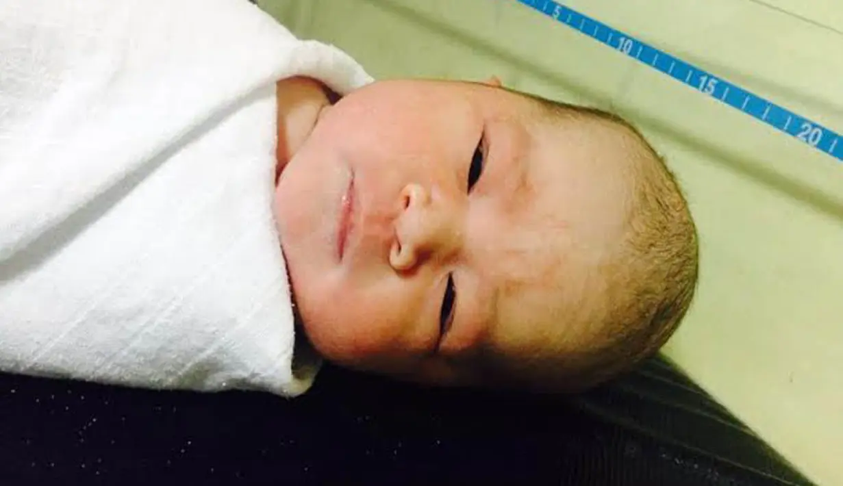  Bayi mungil hasil pernikahannya dengan Muhamad Fattah Riphat ini diberi nama Khanza Aliyah Riphat (Istimewa: Muhamad Fattah Riphat)