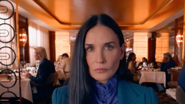 Demi Moore dalam film The Substance. (Foto: Dok. Mubi/ Metropolitan Filmexport)