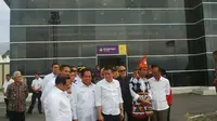 Presiden Joko Widodo meresmikan Bandara Rembele, Kabupaten Bener Meriah, Aceh.