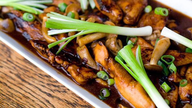 Resep Tumis Jamur Enoki Daun Bawang Pedas Lifestyle Fimela Com