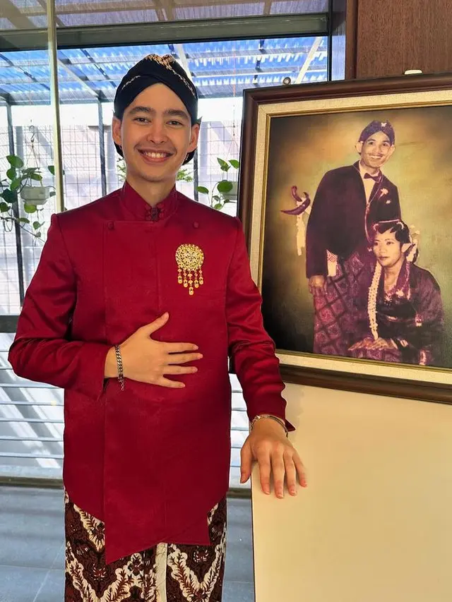 Alvy Xavier Anak Bungsu Susi Pudjiastuti saat Pernikahan Sang Kakak Nadine. [@susipudjiastuti115]