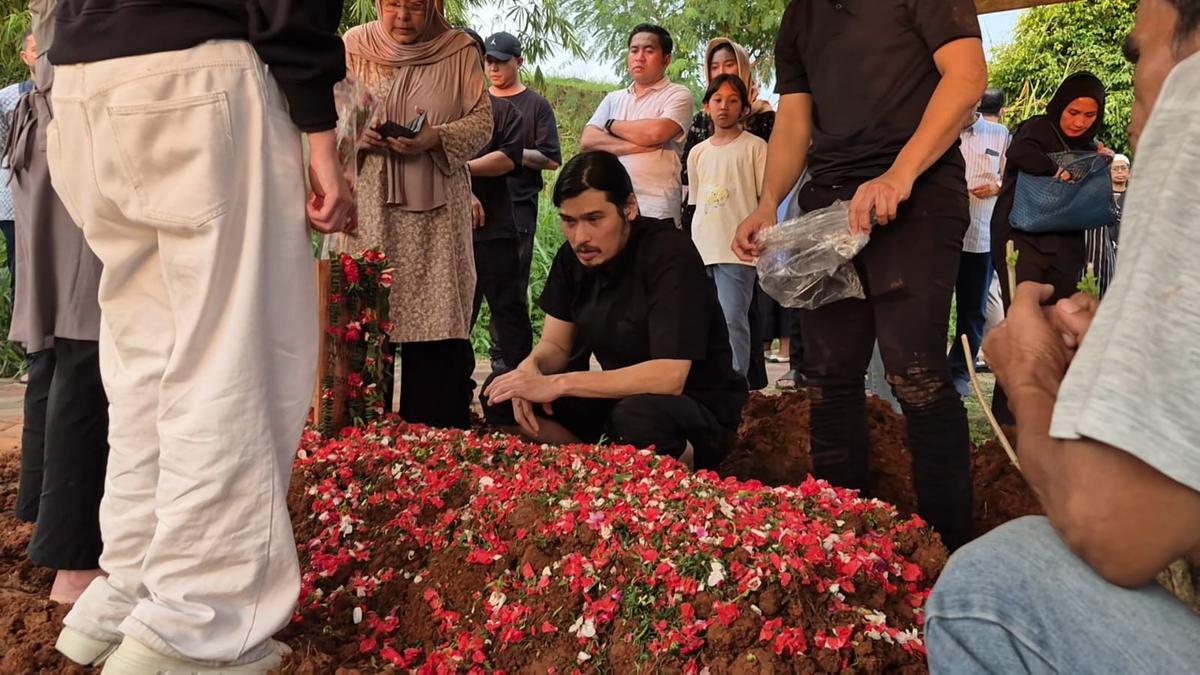 Duka Menyelimuti Virzha, Sang Ayah Meninggal Dunia