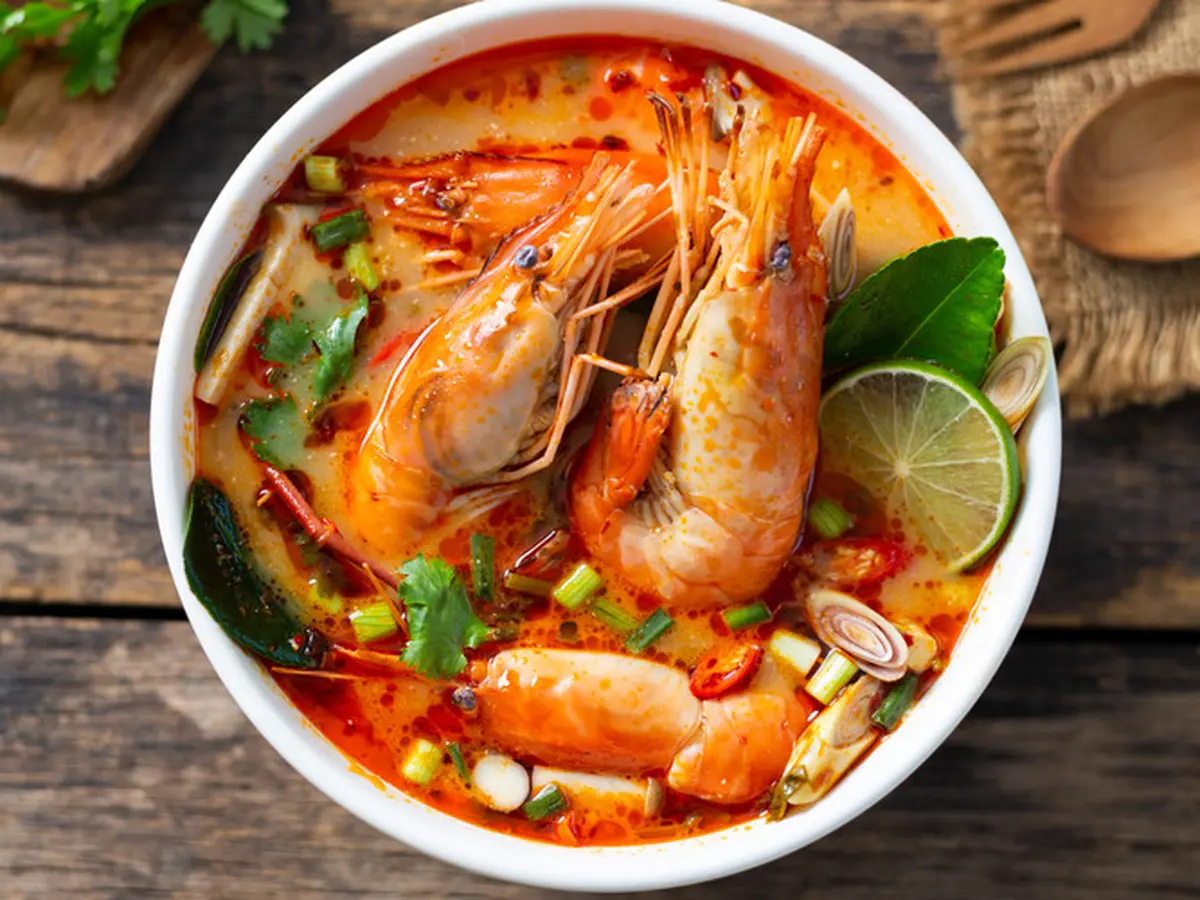 Apa Itu Tom Yum? Yuk Kenalan dengan Makanan Thailand ini! - Food Fimela.com