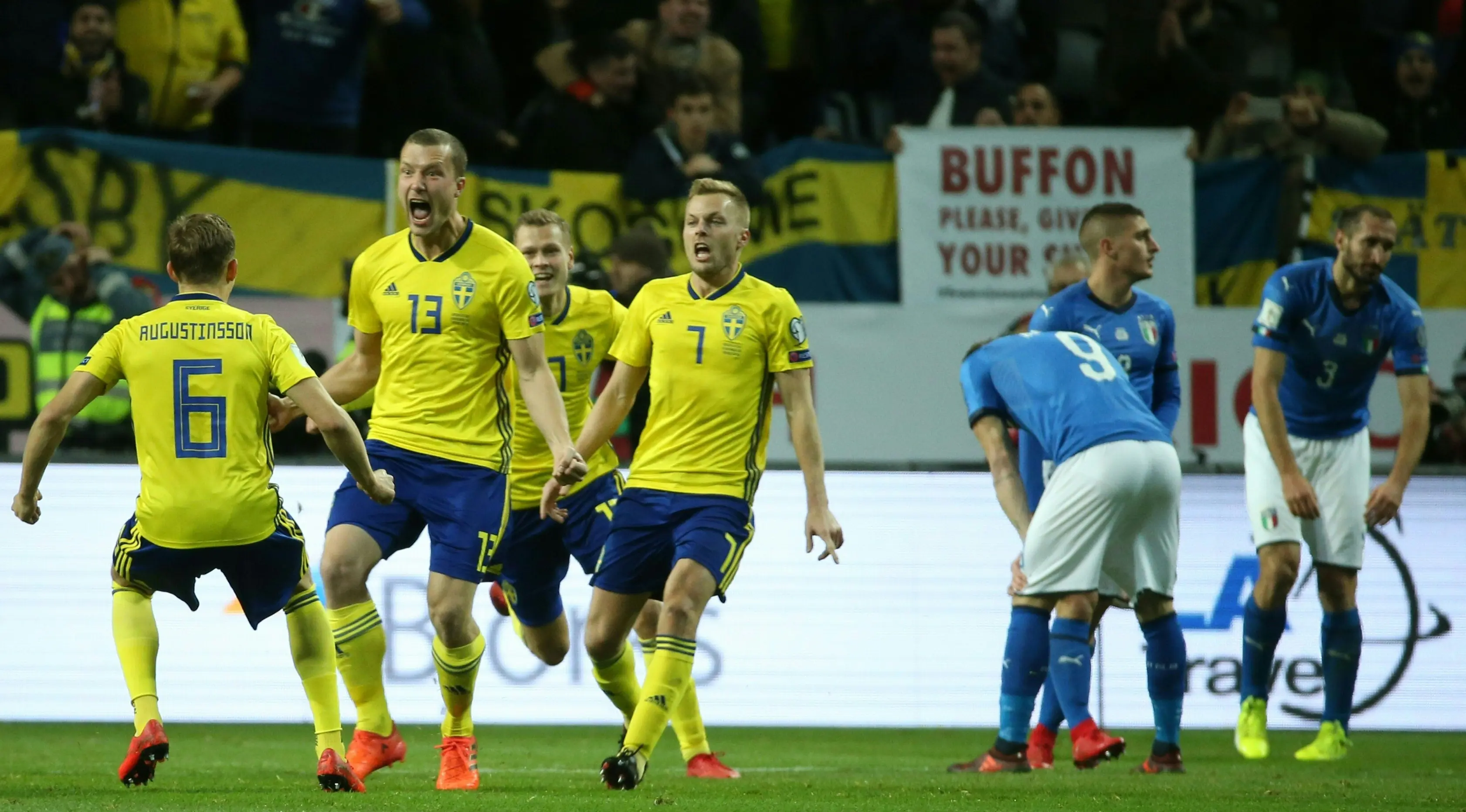 Gelandang Swedia Jakob Johansson menjadi biang kerok kegagalan timnas Italia ke Piala Dunia 2018 lewat gol tunggalnya di leg pertama (AFP Photo/Soren Andersson)