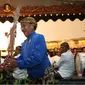 Selain penampilan wayang dari Ki Mateb, acara penutupan Festival Dalang Nasional 2014 juga mempersembahkan tarian tradisional.