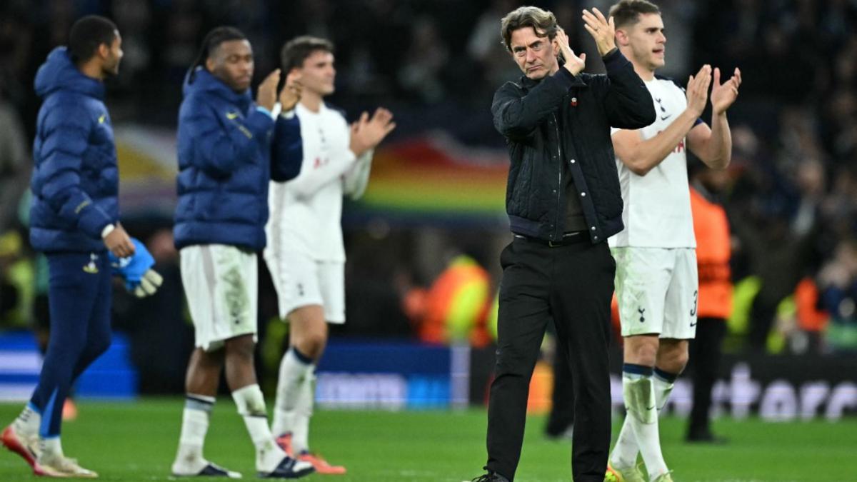 Nottingham Forest vs Tottenham: Kursi Thomas Frank Semakin Panas