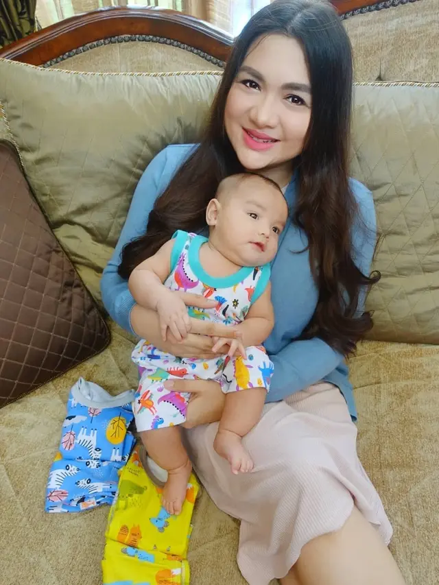 6 Potret Terbaru Vicky Shu, Turun Berat Badan hingga 18 Kg