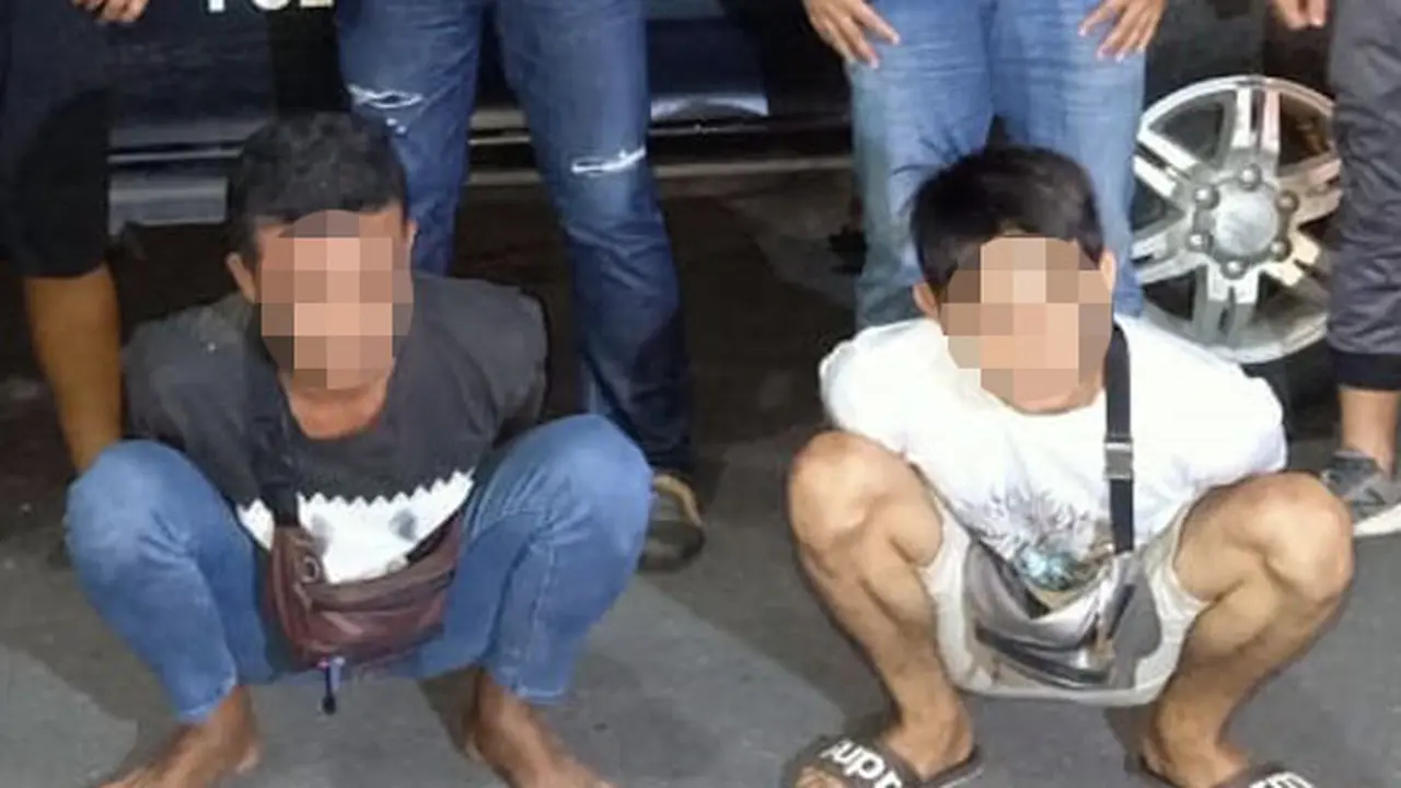 Kedua pelaku beserta barang bukti lalu diamankan di Mapolres Bitung untuk diperiksa lebih mendalam.