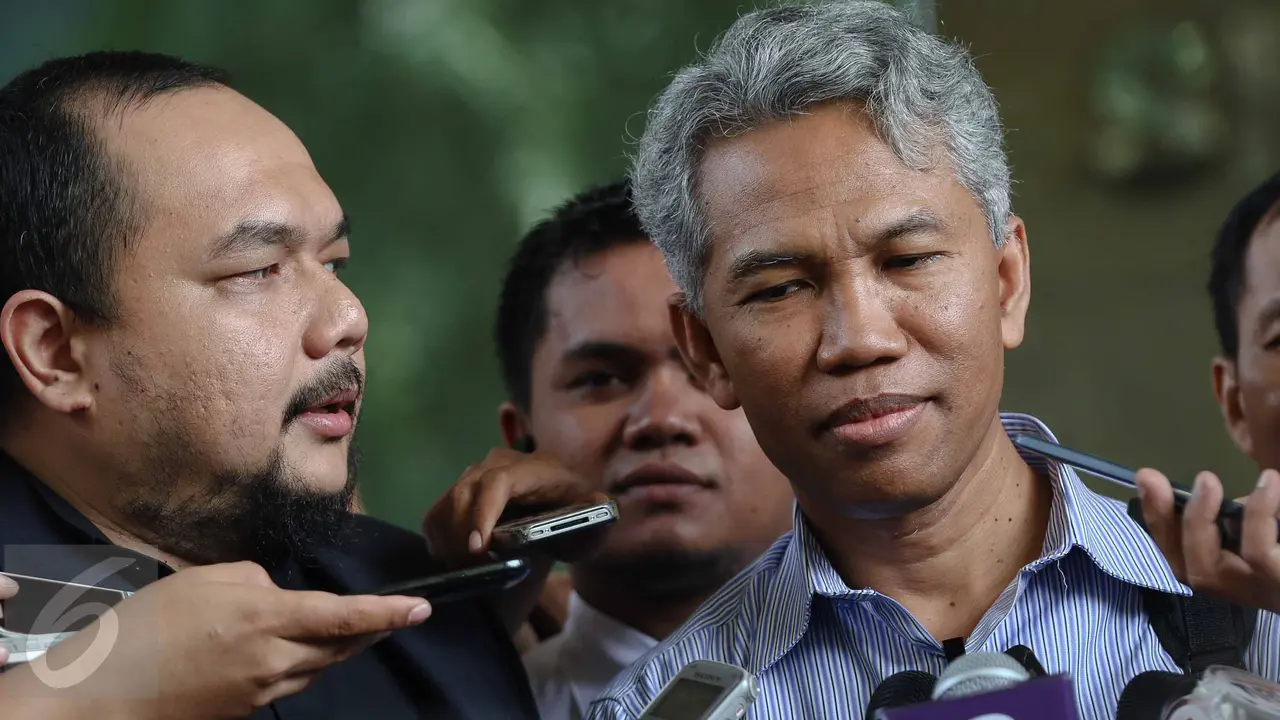 20161110-Buni Yani Diperiksa Bareskrim Polri Sebagai Saksi-Jakarta