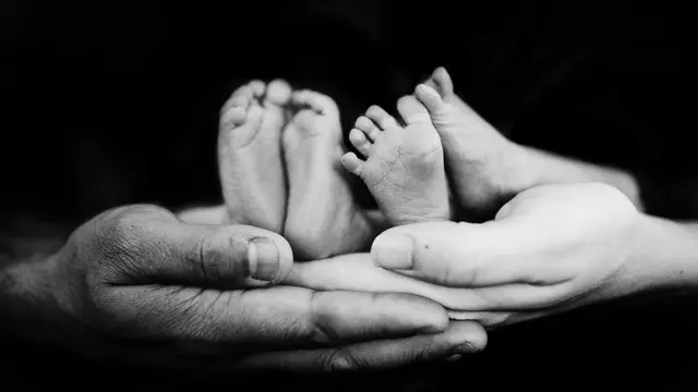 7 Arti Mimpi Melahirkan Anak Kembar, Jadi Pertanda Rezeki Berlimpah