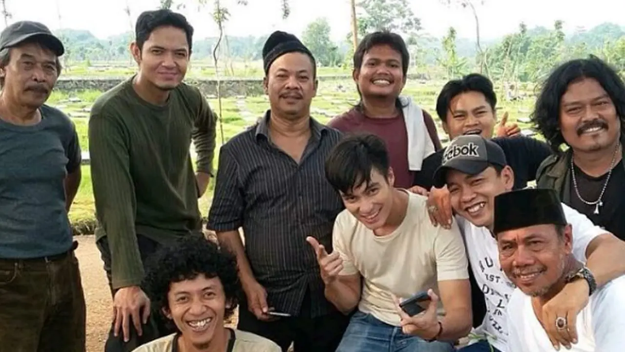 Gali Lobang Tutup Lobang 
