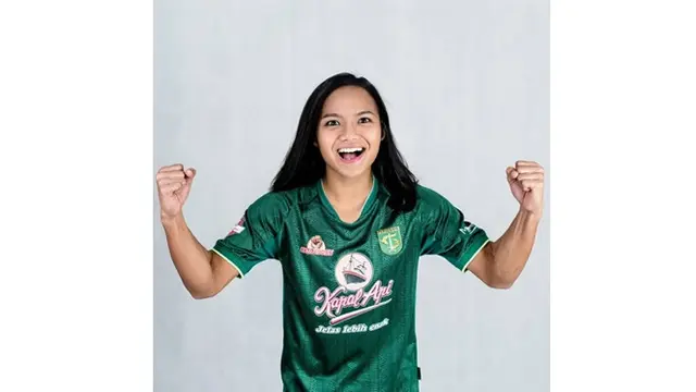 Pakai Fitur FaceApp, Ini 5 Potret Pemain Persebaya Tampil Bak Wanita