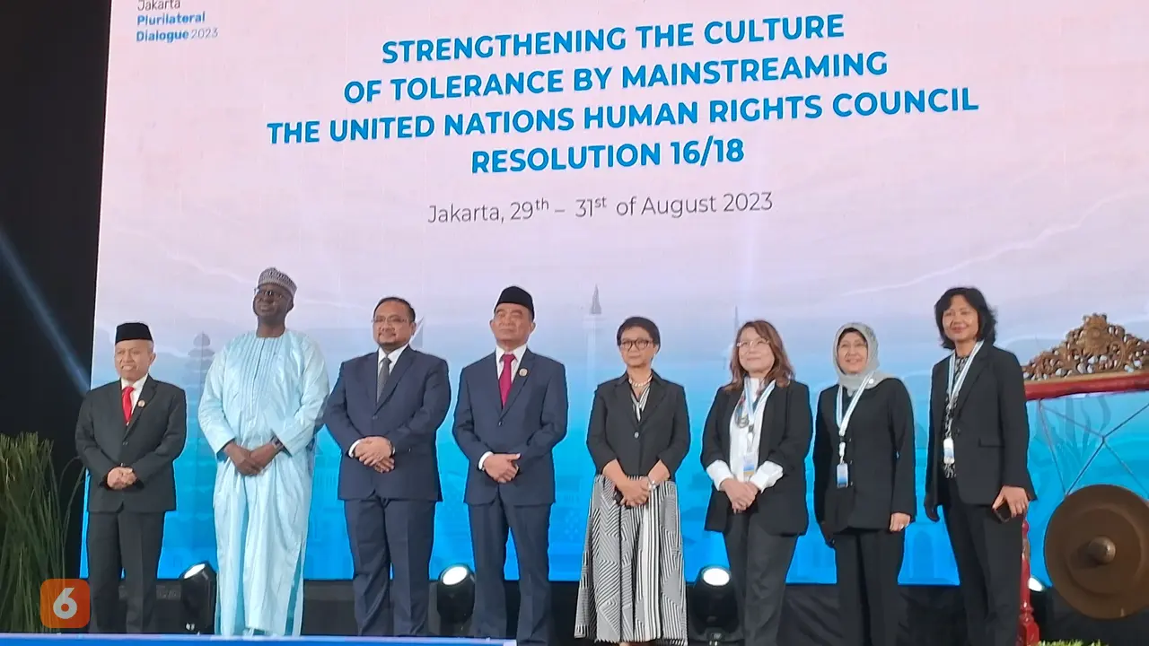 Pembukaan acara Jakarta Plurilateral Dialogue di Jakarta, 29 Agustus 2023.