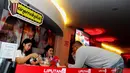 Cinemaholic mengadakan nobar film "Rurouni Kenshin – Kyoto Inferno". Sebuah film legendaris sejarah Jepang di Blitzmegaplex, Grand Indonesia, Jakarta Pusat Sabtu (13/09) (Liputan6.com/Andrian M Tunay)