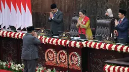 Ini menjadi momen perdana Prabowo Subianto menyampaikan pidato kenegaraan perdananya pada Sidang Tahunan MPR RI sejak dilantik sebagai kepala negara. (BAY ISMOYO/POOL/AFP)