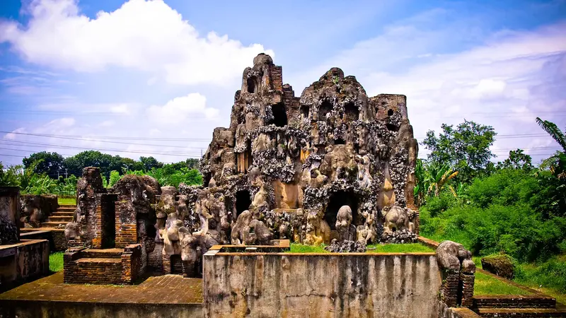 'Traveling' ke 5 Destinasi Paling Popular di Cirebon