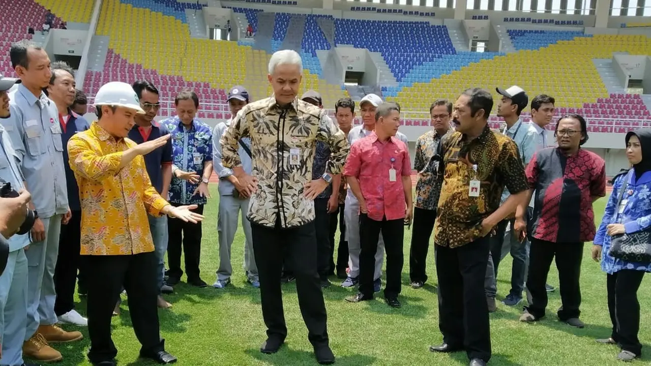 Ganjar Pranowo, Stadion Manahan Solo