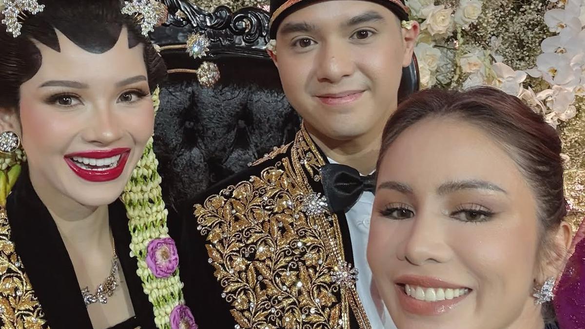 Potret Momo eks Geisha di Ngunduh Mantu Al Ghazali dan Alyssa, Penampilannya Bikin Pangling