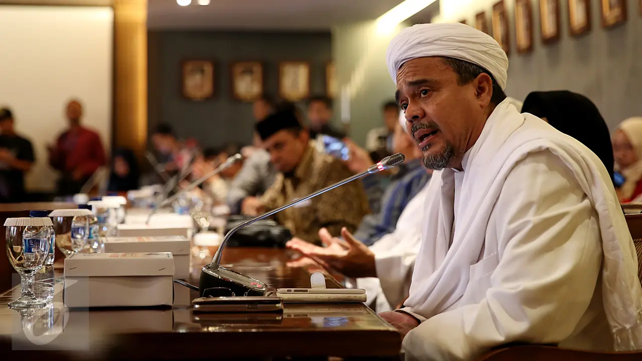20170111-Habib-Rizieq-Temui-DPR-Jakarta-JT