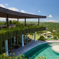 Sebuah destinasi kuliner dengan pesona panorama indah Lombok dari ketinggian.