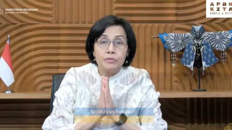 Menteri Keuangan (Menkeu) Sri Mulyani Indrawati dalam Konferensi Pers: APBN KITA Mei 2023, Senin (22/5/2023). Sri Mulyani mengatakan APBN 2023 mengalami surplus Rp 234,7 triliun di April 2023.(Tira/Liputan6.com)