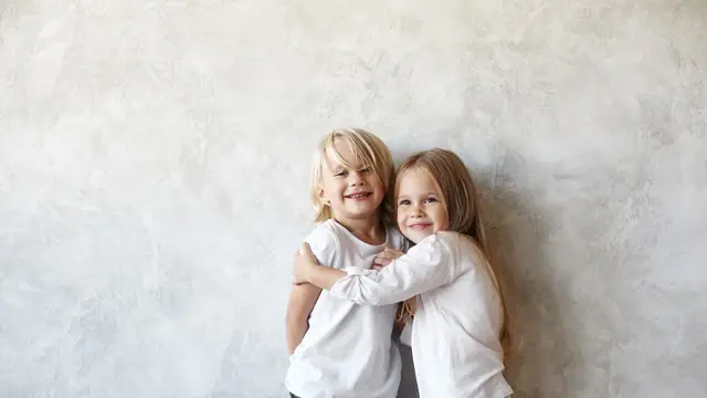 Cara Membangun Kedekatan Kakak-Adik Tanpa Ada Persaingan (photo by freepik)