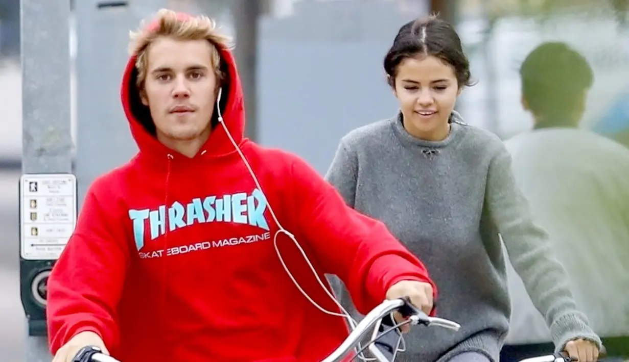 "Selena tahu segala hal tentang perempuan itu di masa lalu. Namun pada akhirnya ia tak lagi khawatir tentang Justin yang kembali ke sifat lalunya," ujar seorang sumber. (US Magazine)