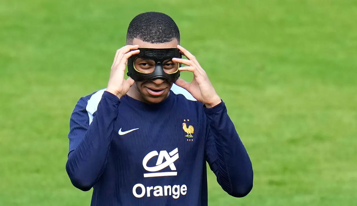 Sebelumnya, di laga terakhir grup D Euro 2024, Prancis harus puas bermain imbang melawan Polandia. (AP Photo/Hassan Ammar)
