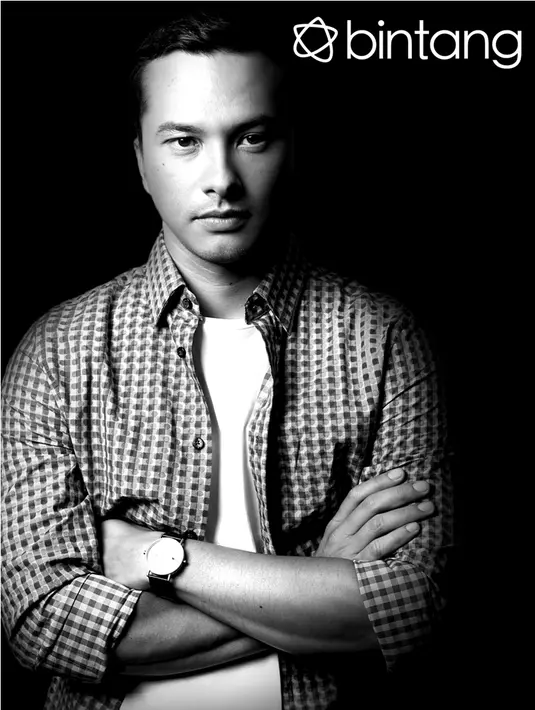 "Nggak (sulit), justru sangat menyenangkan prosesnya. Yang pasti kita lakukan ini sangat serius dan kita profesional actor jadi persiapan sama semua adegan" ujar Nico. (Galih W. Satria Digital Imaging:Iqbal Nurfajri/Bintang.com)
