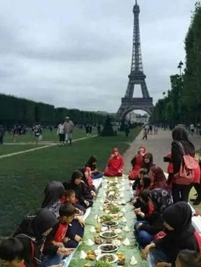 6 Editan Foto Liburan Akhir Tahun di Paris Ini Kocak, Niat Pamer ke Luar Negeri
