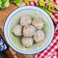 ilustrasi bakso sapi/copyright By yuda chen (Shutterstock)