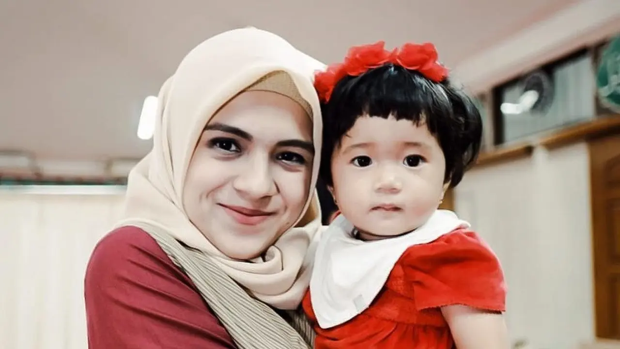 Nycta Gina